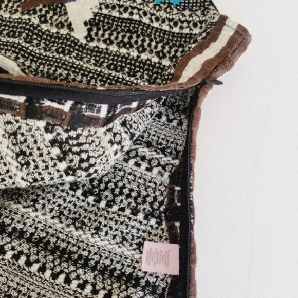 CALYPSO ST. BARTH - Tweed Embroidered Boho Tunic Size Small - Picture 12 of 13